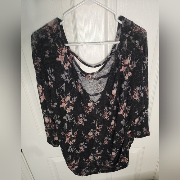 Faded Glory Womens Stretchy Floral Open Back Blouse - Picture 2 of 9